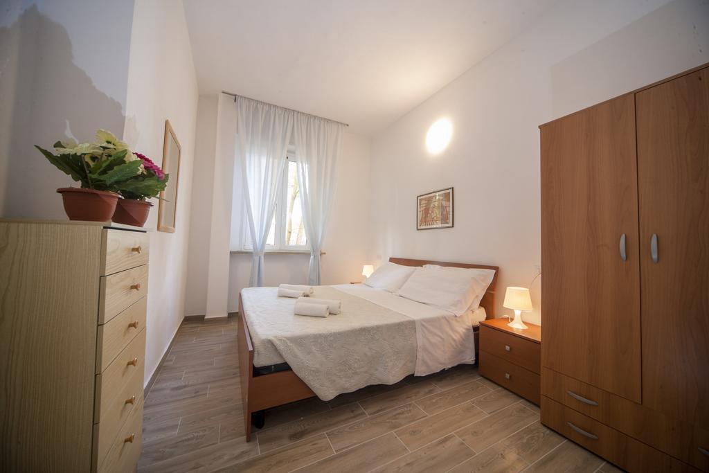 Hotel Colombo Ричоне Екстериор снимка