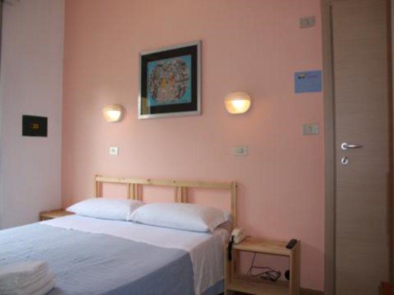Hotel Colombo Ричоне Екстериор снимка